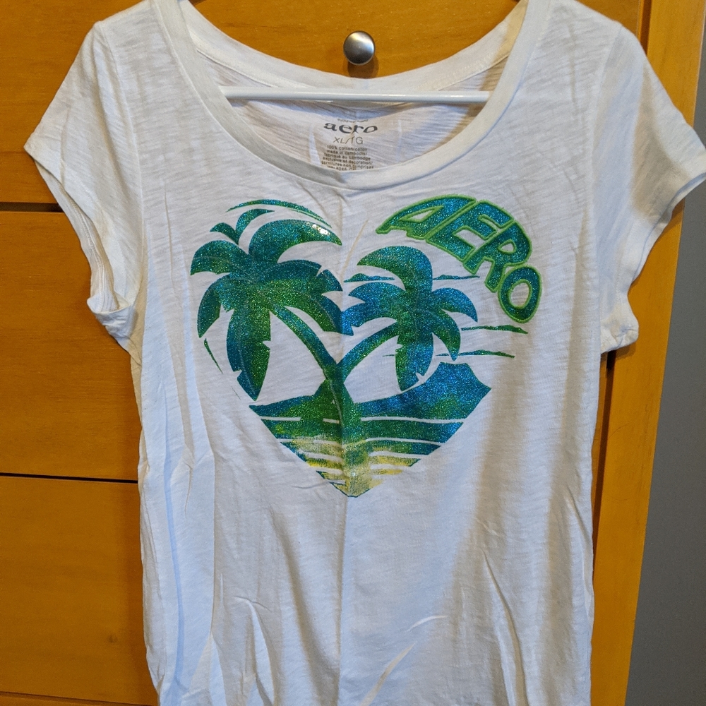 Aeropostale tee shirt